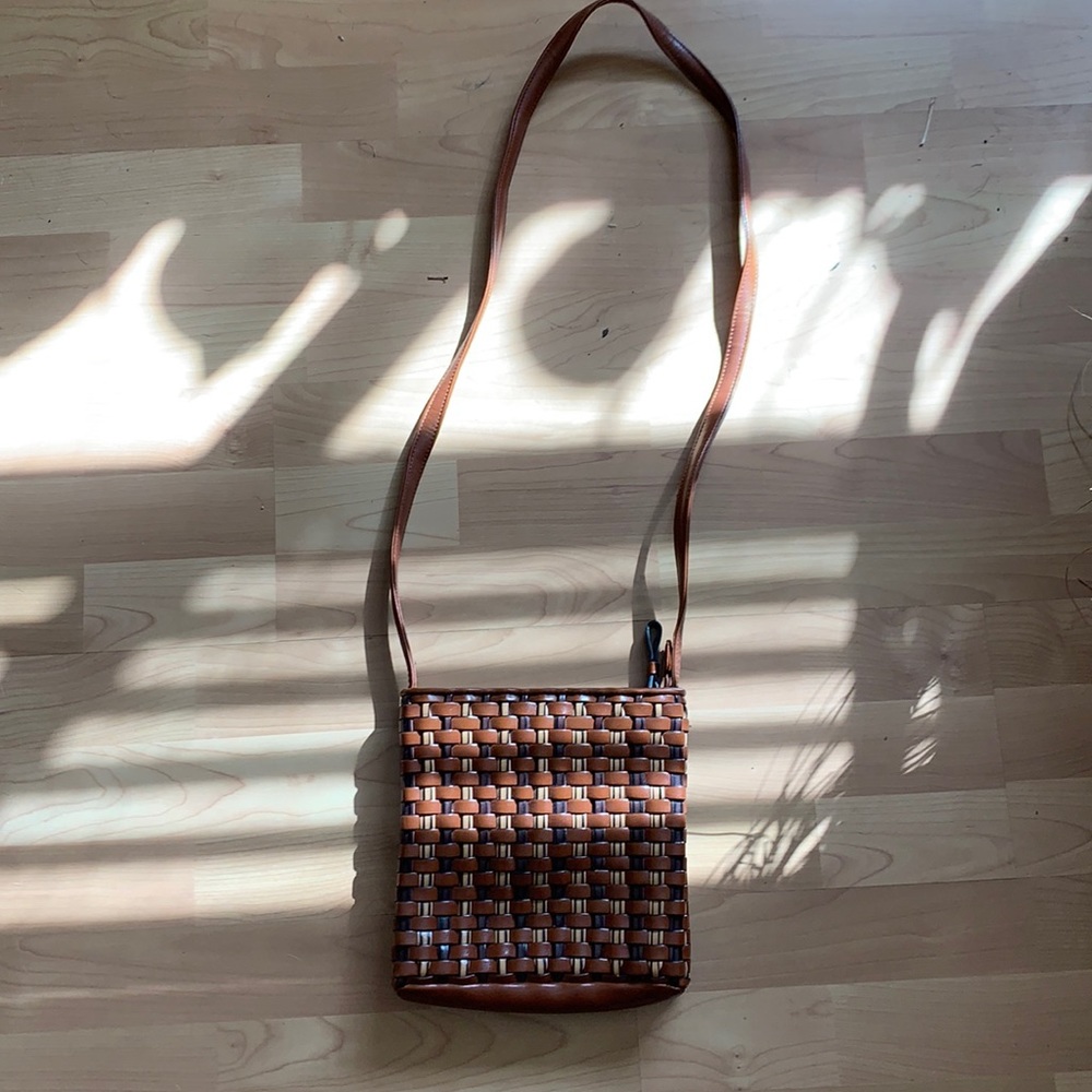 Basket weave crossbody purse